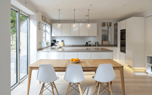 شقة للايجار في منطقة 11, قرية الجميرا سركل